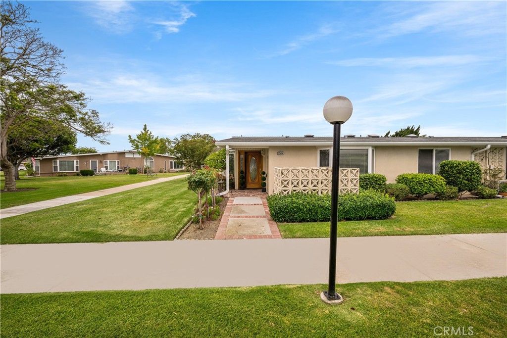 Image 4 of property listing at 13210 Seaview 250L, Seal Beach, CA 90740