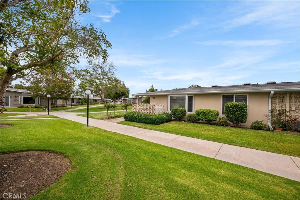 Image 7 of property listing at 13210 Seaview 250L, Seal Beach, CA 90740