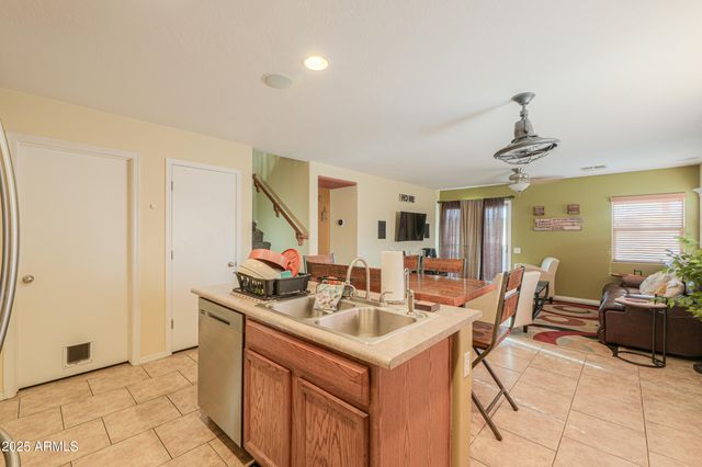 18967 N LELAND Road, Maricopa, AZ 85138