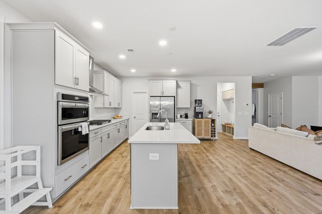 8699 Windsor Hill Boulevard, North Charleston, SC 29420