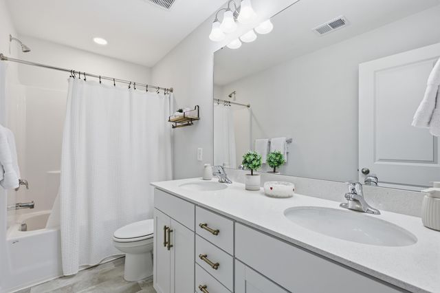 8699 Windsor Hill Boulevard, North Charleston, SC 29420