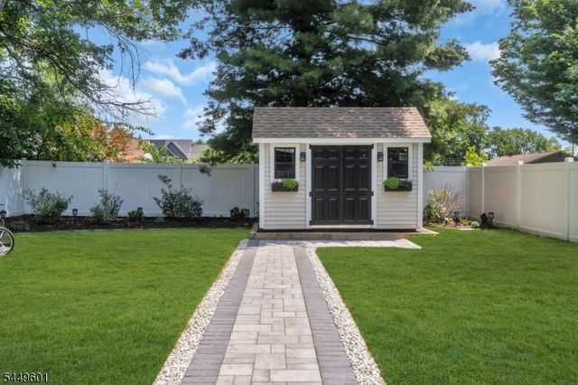 69 Leghorn Ave, Bridgewater Twp., NJ 08807