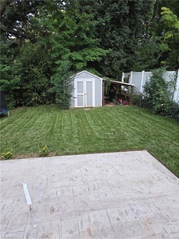 1501 Drumcliffe Road, Winston-salem, NC 27103