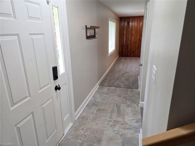 1501 Drumcliffe Road, Winston-salem, NC 27103