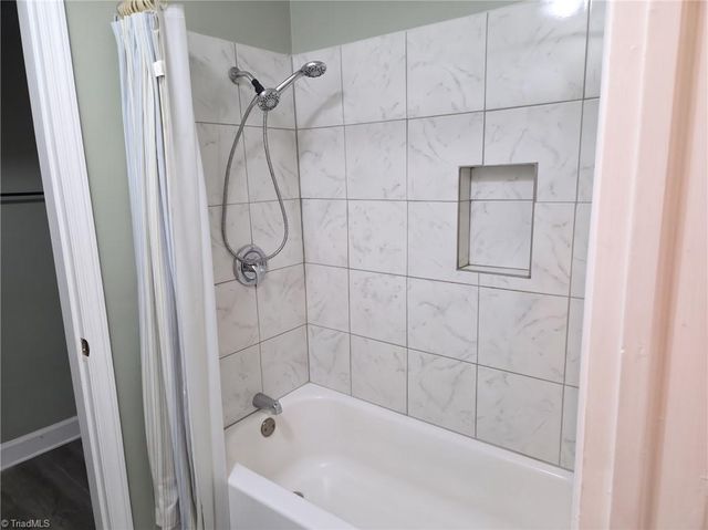 1501 Drumcliffe Road, Winston-salem, NC 27103