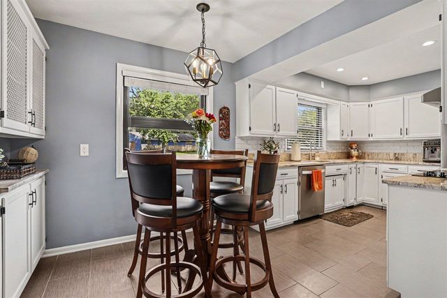 426 Larkspur Avenue, Portage, MI 49002
