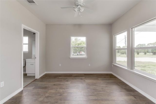 412 Booth ST A, Taylor, TX 76574