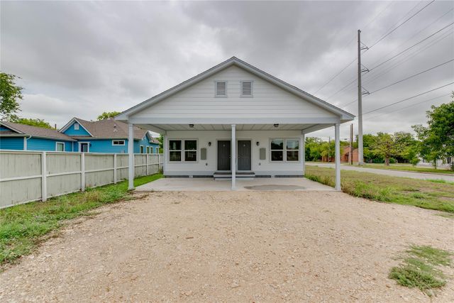 412 Booth ST A, Taylor, TX 76574
