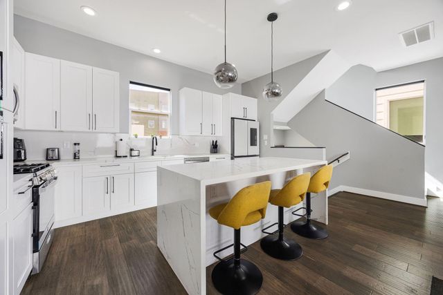 3012 Markle Drive, Houston, TX 77003