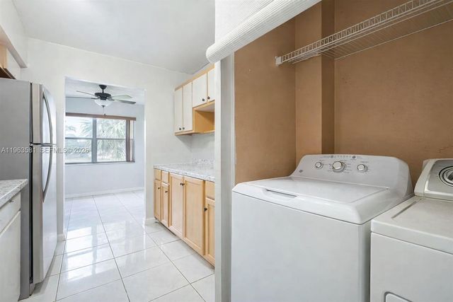 2075 NW 46th Avenue I201, Lauderhill, FL 33313