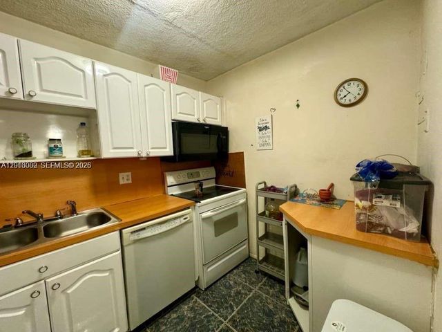 3730 Inverrary Dr 3B, Lauderhill, FL 33319