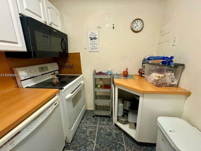 3730 Inverrary Dr 3B, Lauderhill, FL 33319