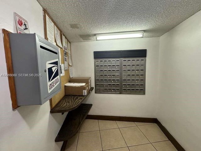 3730 Inverrary Dr 3B, Lauderhill, FL 33319