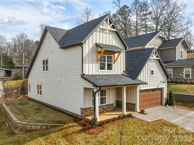 118 Chapel Crossing Lane 10, Weaverville, NC 28787