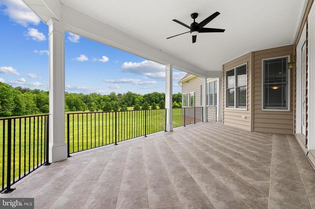 37016 LONGMOOR FARM LN, Hillsboro, VA 20132