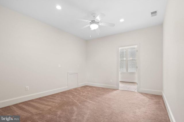 37016 LONGMOOR FARM LN, Hillsboro, VA 20132