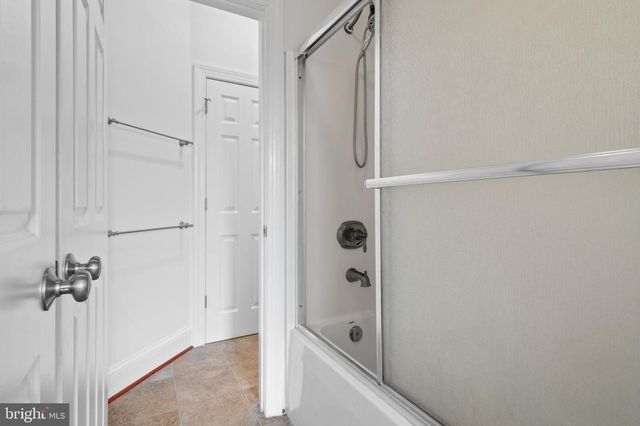 37016 LONGMOOR FARM LN, Hillsboro, VA 20132