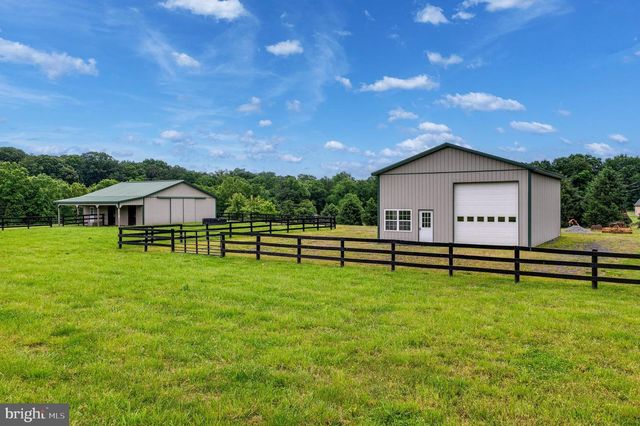 37016 LONGMOOR FARM LN, Hillsboro, VA 20132