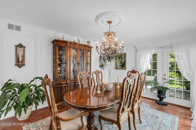 6 Twyford Lane, Manchester, NJ 08759