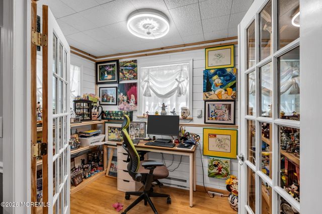 6 Twyford Lane, Manchester, NJ 08759