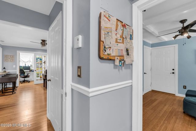 6 Twyford Lane, Manchester, NJ 08759