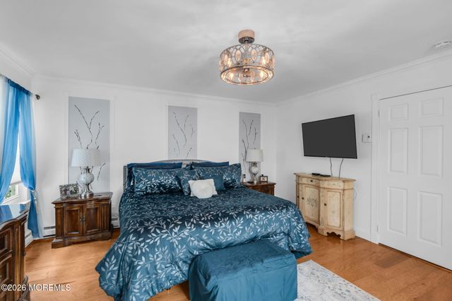 6 Twyford Lane, Manchester, NJ 08759