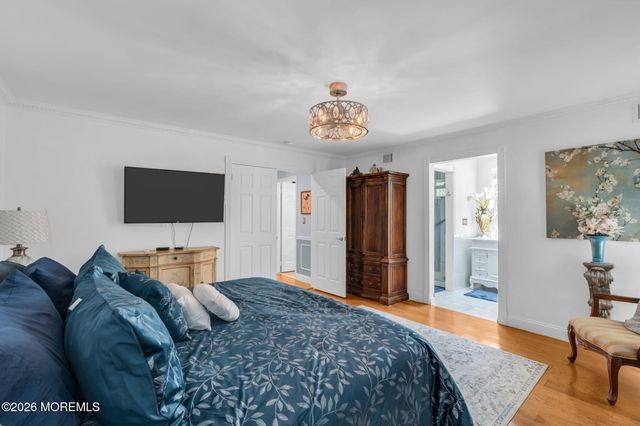 6 Twyford Lane, Manchester, NJ 08759