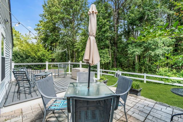 6 Twyford Lane, Manchester, NJ 08759
