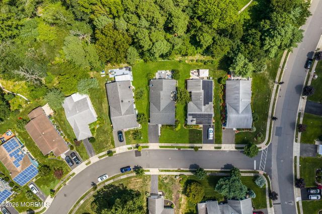 6 Twyford Lane, Manchester, NJ 08759