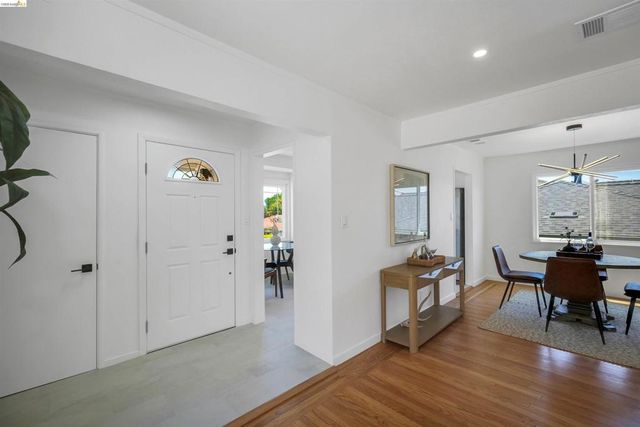 18421 Magee Way, Castro Valley, CA 94546