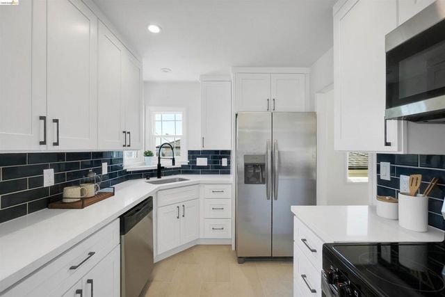 18421 Magee Way, Castro Valley, CA 94546
