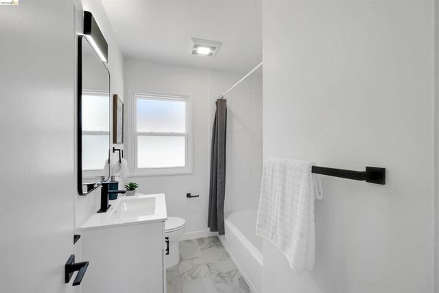 18421 Magee Way, Castro Valley, CA 94546