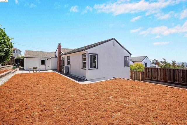 18421 Magee Way, Castro Valley, CA 94546