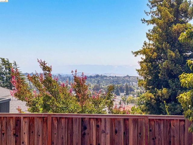 18421 Magee Way, Castro Valley, CA 94546