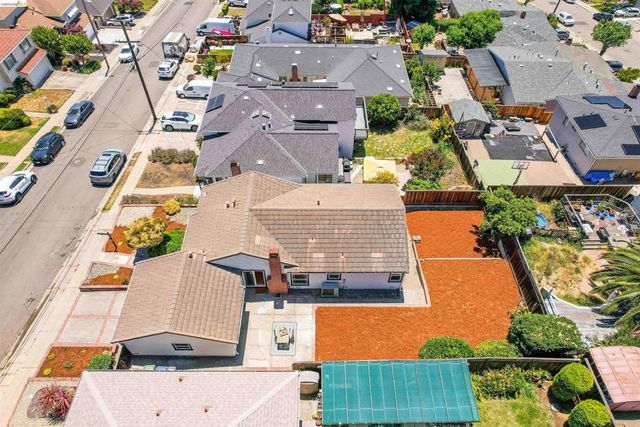 18421 Magee Way, Castro Valley, CA 94546