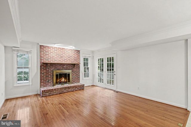 6570 ROCKLAND DR, Clifton, VA 20124