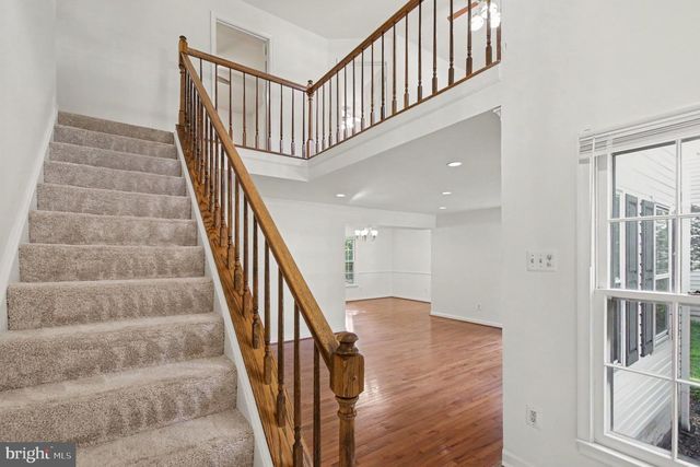 6570 ROCKLAND DR, Clifton, VA 20124