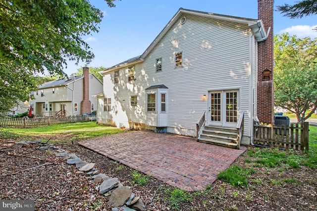 6570 ROCKLAND DR, Clifton, VA 20124