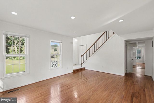 6570 ROCKLAND DR, Clifton, VA 20124