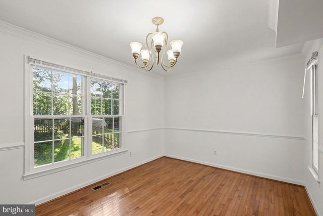 6570 ROCKLAND DR, Clifton, VA 20124
