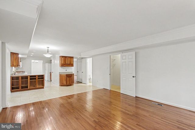 6570 ROCKLAND DR, Clifton, VA 20124
