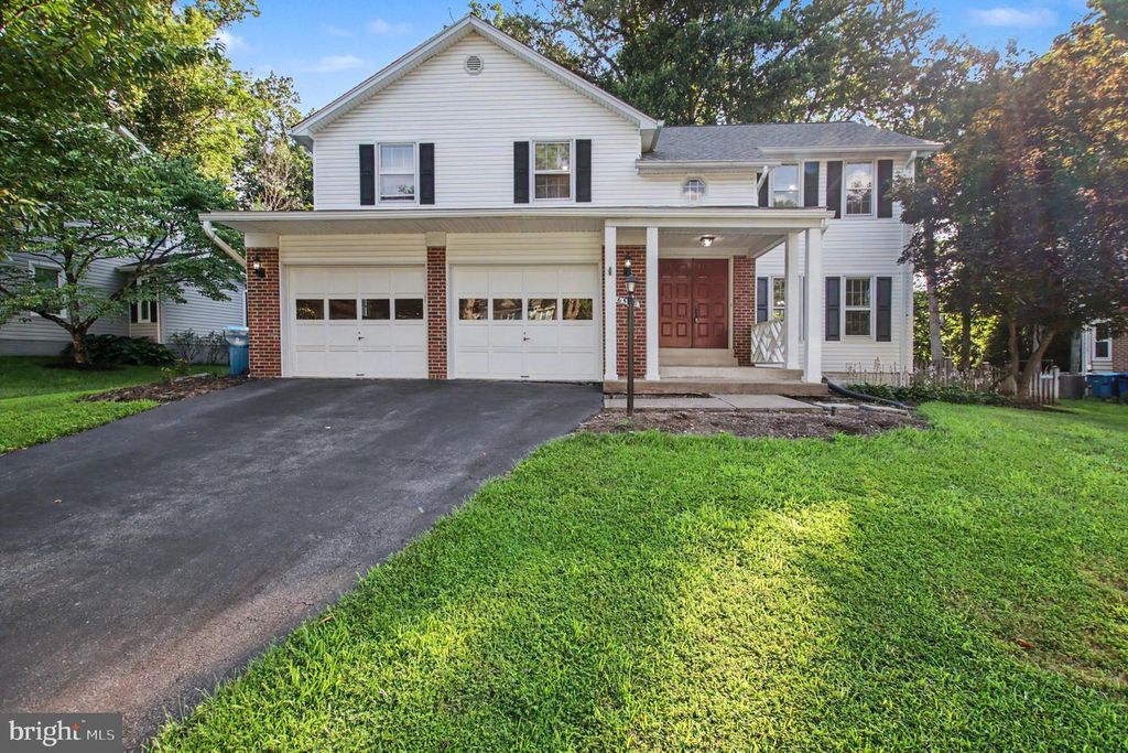 6570 ROCKLAND DR, Clifton, VA 20124