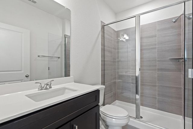 188 Tenny LN, Kyle, TX 78640