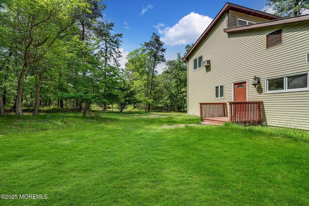 84 Willow Drive, Jackson, NJ 08527