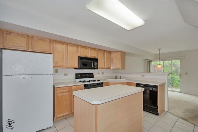 13917 S Cambridge Circle, Plainfield, IL 60544