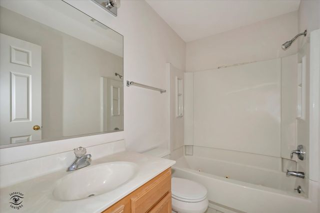 13917 S Cambridge Circle, Plainfield, IL 60544