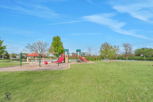 13917 S Cambridge Circle, Plainfield, IL 60544