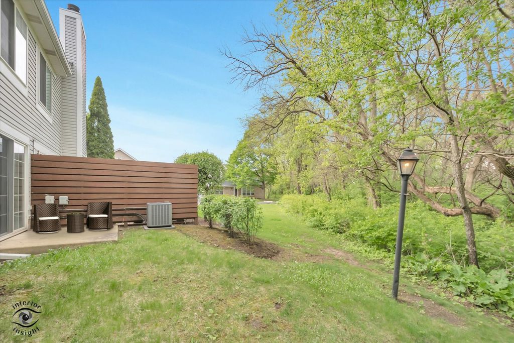 Image 31 of property listing at 13917 S Cambridge Circle, Plainfield, IL 60544