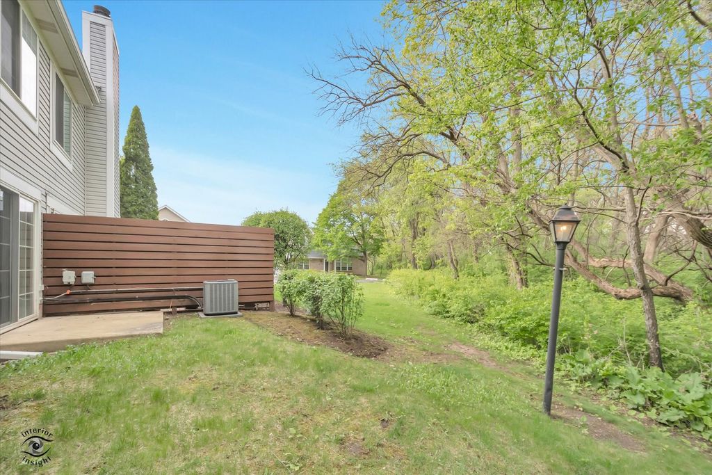 Image 32 of property listing at 13917 S Cambridge Circle, Plainfield, IL 60544