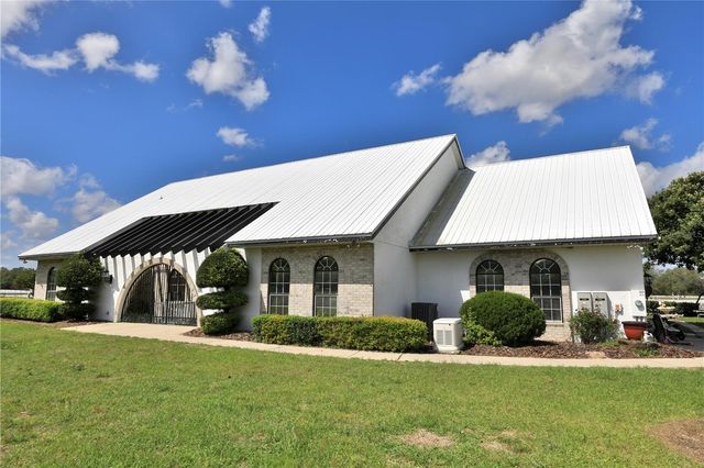 4450 SE 216TH AVENUE, Morriston, FL 32668